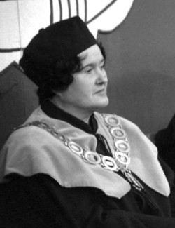 prof. dr hab. Irena Fierla