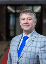dr Mariusz Cieśla