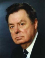 profesor Aleksander Müller