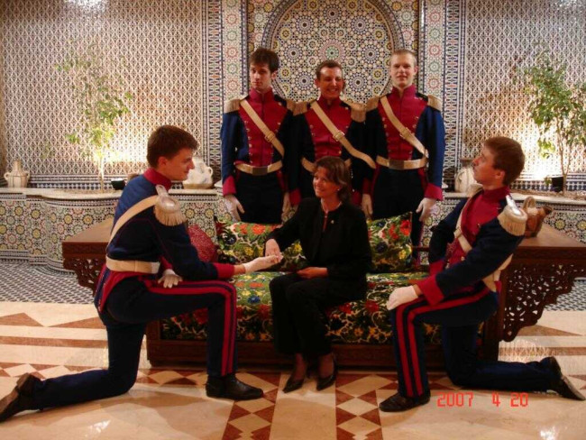 Zespół Pieśni i Tańca. Maroko – Międzynarodowe Targi Rolnicze w Meknes, kwiecień 2006 roku. Anna Markowska z Zespołem