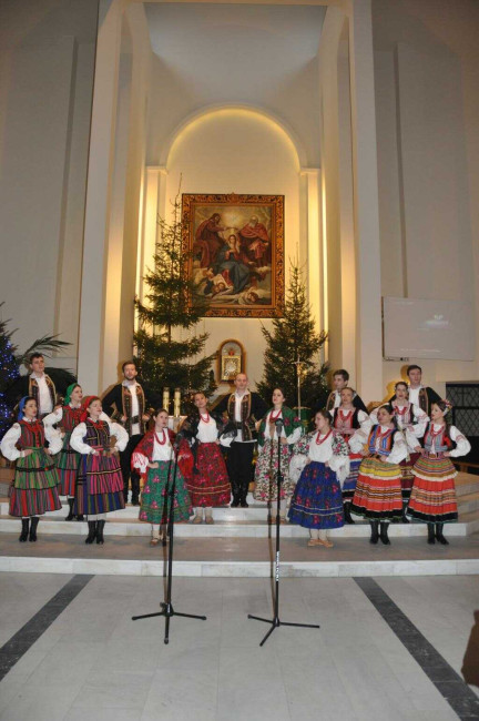 Zespół Pieśni i Tańca. Koncert Kolęd w Kościele Akademickim św. Anny w Warszawie, styczeń 2015 roku