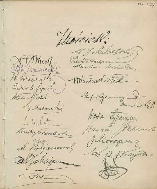 Księga wpisów z 1927 roku, jako pierwszy autograf prezydenta RP Ignacego Mościckiego