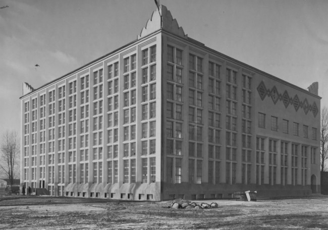 Biblioteka Wyższej Szkoły Handlowej w Warszawie, 1930 rok. Źródło: NAC