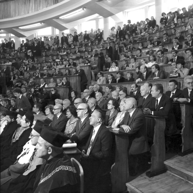 Inauguracja roku akademickiego 1981/1982  Goście i społeczność akademicka