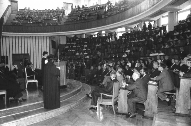 Inauguracja roku akademickiego 1988/1989. Goście i społeczność akademicka