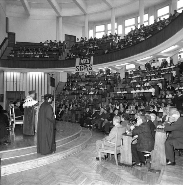 Inauguracja roku akademickiego 1989/1990. Goście i społeczność akademicka