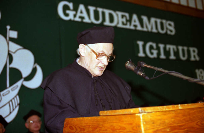 Inauguracja roku akademickiego 1990/1991. Wykład inauguracyjny wygłasza prof. Stanisław Rączkowski