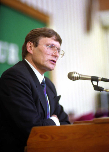 Inauguracja roku akademickiego 1992/1993. Wykład inauguracyjny wygłasza prof. Leszek Balcerowicz