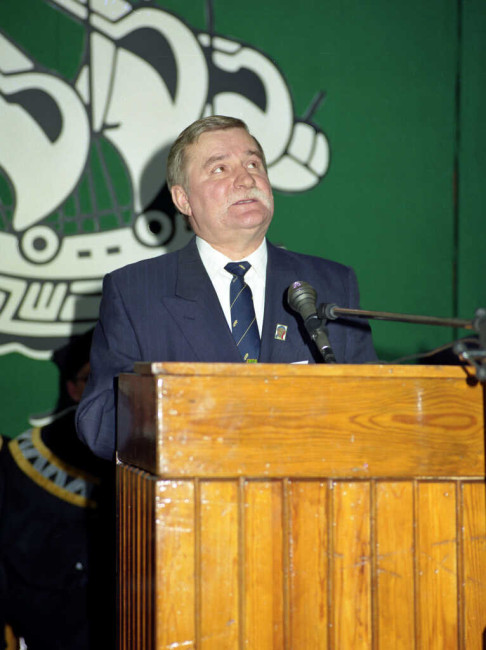 Inauguracja roku akademickiego 1994/1995. Przemawia Lech Wałęsa – Prezydent Rzeczypospolitej Polskiej