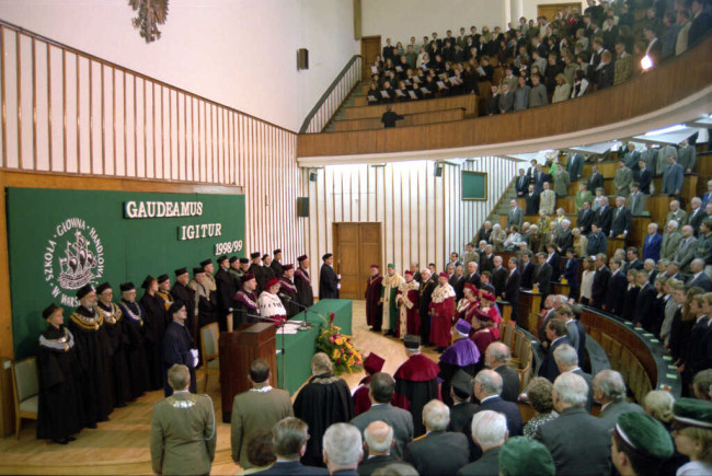 Inauguracja roku akademickiego 1998/1999. Goście i społeczność akademicka