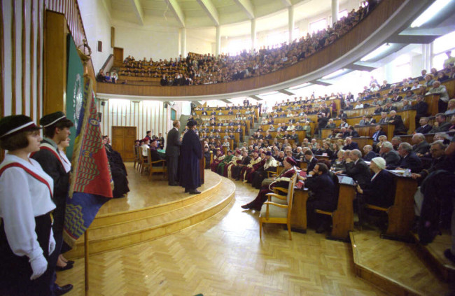 Inauguracja roku akademickiego 1999/2000. Goście i społeczność akademicka