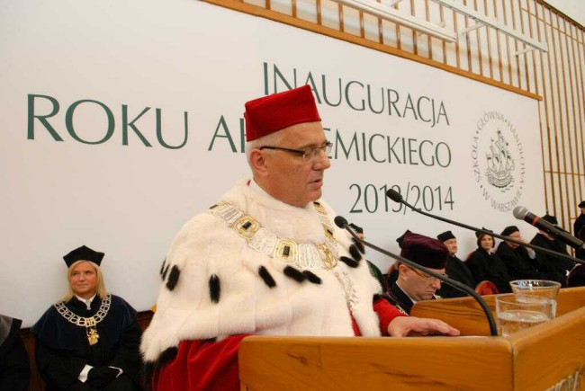 Inauguracja roku akademickiego 2013/2014. Przemawia rektor prof. Tomasz Szapiro