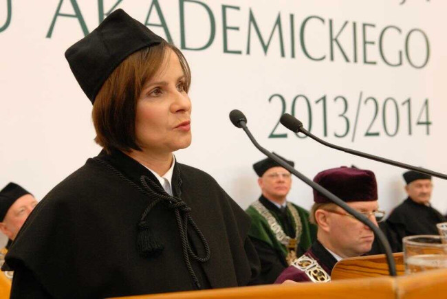 Inauguracja roku akademickiego 2013/2014. Wykład inauguracyjny wygłasza prof. Marzenna Anna Weresa