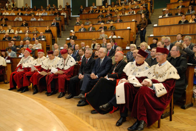 Inauguracja roku akademickiego 2015/2016. Goście i społeczność akademicka