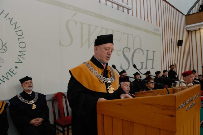 Święto SGH, 29 kwietnia 2009 roku, prof. Joachim Osiński – dziekan Kolegium Ekonomiczno-Społecznego