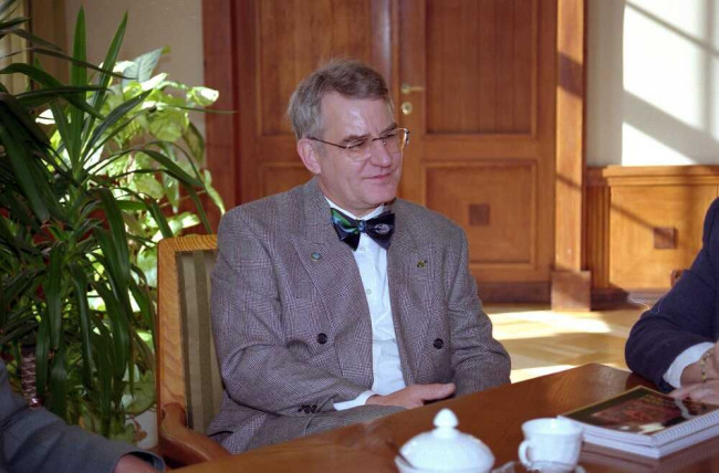 Profesor Hans-Joachim Paffenholz