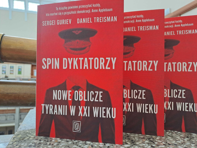 okładka książki „Spin Dyktatorzy”