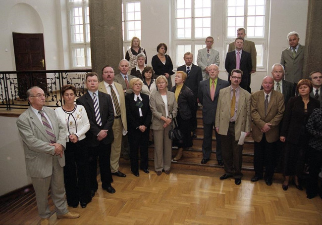 Odsłonięcie tablic pamiątkowych. Goście uroczystości