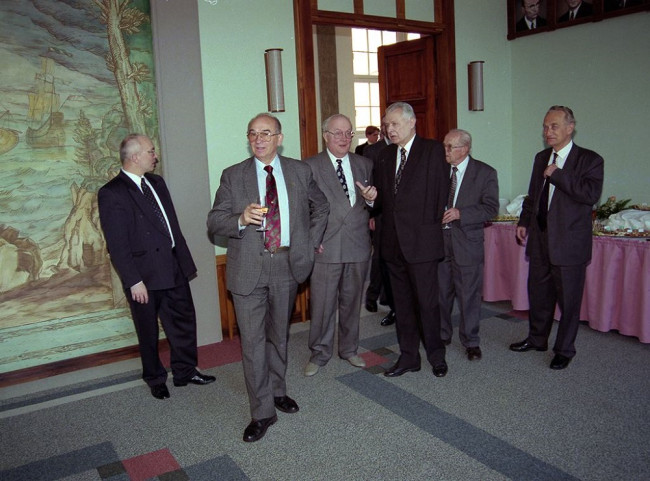 90-lecie SGH, spotkanie w sali Senatu, 17 kwietnia 1996 roku