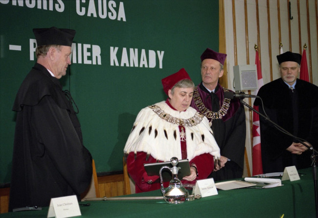 Uroczystość nadania tytułu doktora honoris causa SGH Jeanowi Chrétienowi, premierowi Kanady