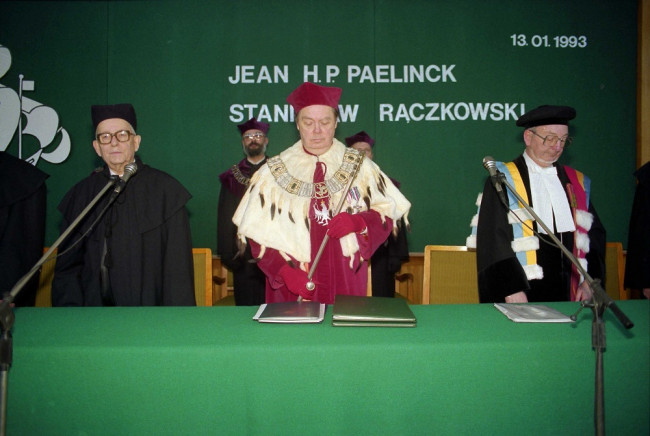 prof. Stanisław Rączkowski, rektor prof. Aleksander Müller, prof. Jean H.P. Paelnick