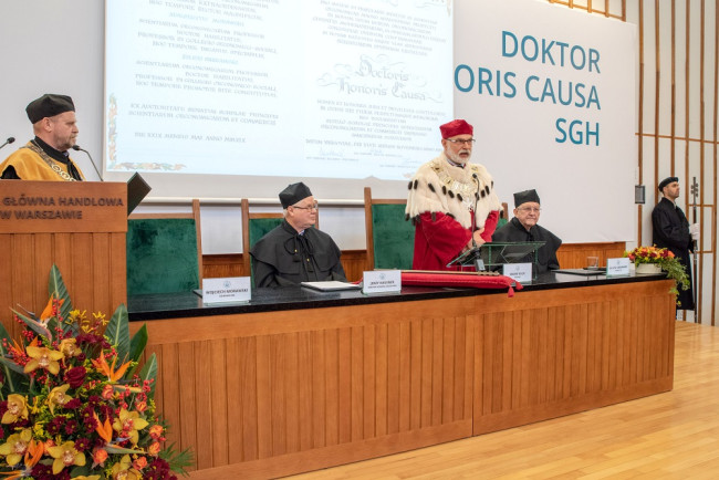 Uroczystość nadania tytułu doktora honoris causa SGH profesorowi​ Jerzemu Hausnerowi