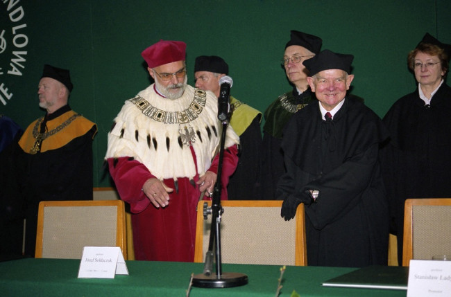 Uroczystość nadania tytułu doktora honoris causa SGH profesorowi Józefowi Sołdaczukowi