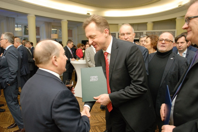 ​Uroczystość wręczenia dyplomu doktora honoris causa Krzysztofowi Pietraszkiewiczowi.​ Spotkanie po uroczystości​