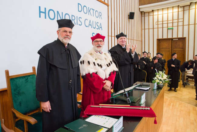 Uroczystość nadania tytułu doktora honoris causa SGH profesorowi Paulowi H. Dembińskiemu