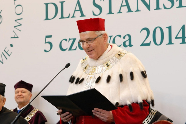 Rektor prof. Tomasz Szapiro