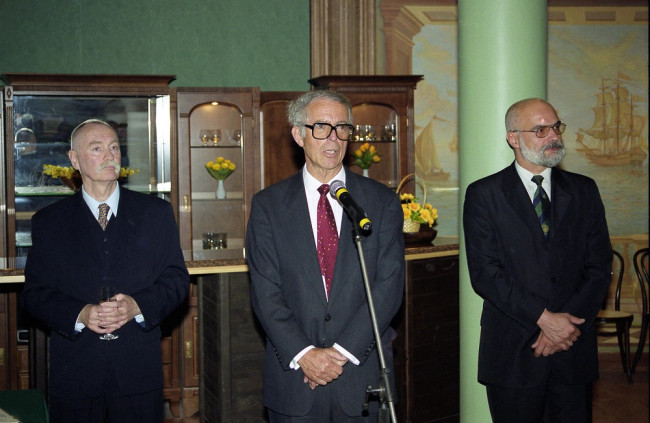 Spotkanie w Sali Kolumnowej. Na zdjęciu: prof. Marcin K. Nowakowski, prof. Wolfgang Michalski, prof. Marek Rocki