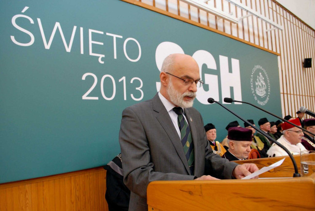 Święto SGH, 10 kwietnia 2013 roku, przemawia prof. Marek Rocki