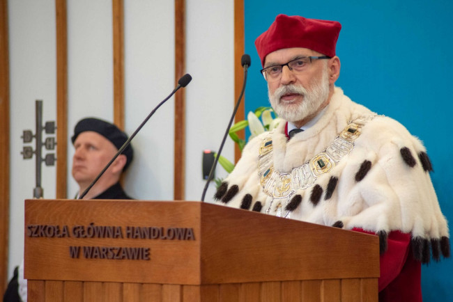 Święto SGH, 9 maja 2019 roku, przemawia rektor prof. Marek Rocki 