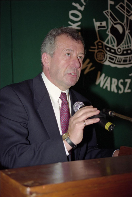Zjazd Absolwentów ,23 listopada 1996 roku. Przemawia prof. Bogdan Grzeloński