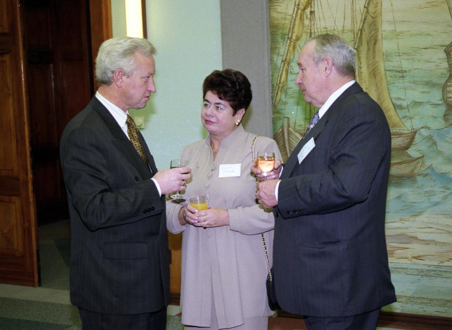 Zjazd Absolwentów, 23 listopada 1996 roku. Na zdjęciu: prof. Bogusław Liberadzki, z prawej prof. Romuald Bauer