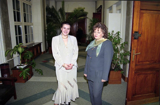 Zjazd Absolwentów, 23 listopada 1996 roku, od prawej Anna Sosnowska