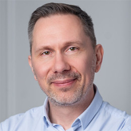 Łukasz Ostrowski wykładowca studia podyplomowe