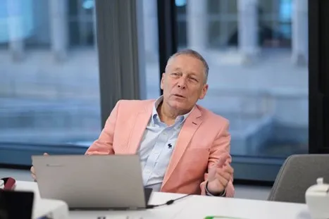 prof. Marek Bryx