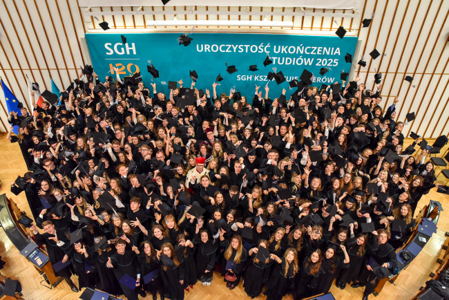 Uroczystość ukończenia studiów licencjackich